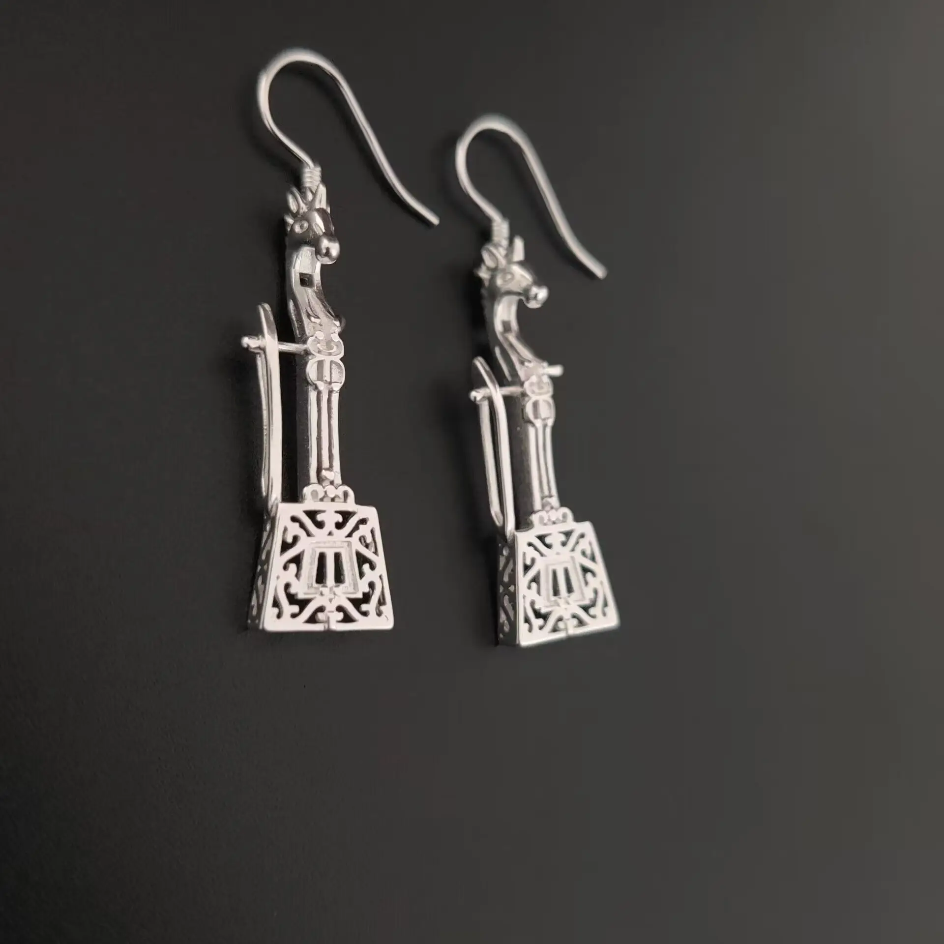 Anting-anting Morin Khuur berg - Ethnic Fashion Boutique ulasan dan harga